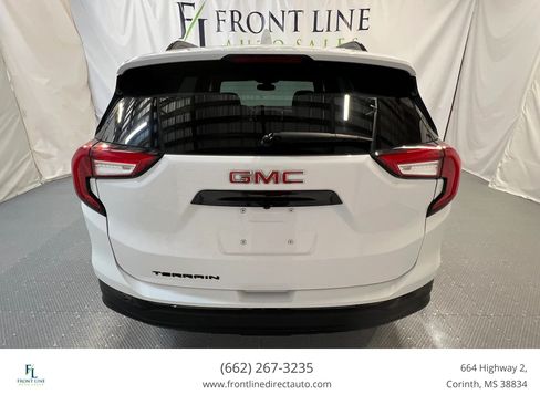 Used 2023 GMC Terrain SLE w/ Driver Convenience Package FWD image 6