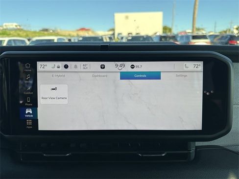 Used 2024 Jeep Wrangler Unlimited image 26