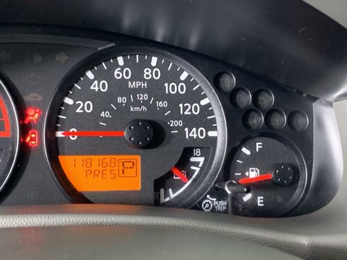 Used 2016 Nissan Frontier SV image 24