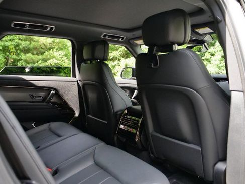 Used 2026 Land Rover Range Rover Sport SE AWD/4WD image 46