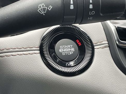 New 2026 Jeep Compass Limited image 36