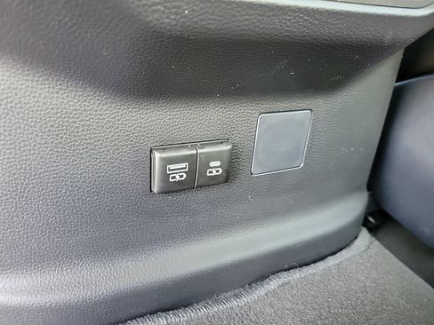 New 2025 Toyota Tundra Limited image 17