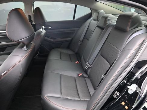 Certified 2025 Nissan Altima 2.5 SR FWD image 16