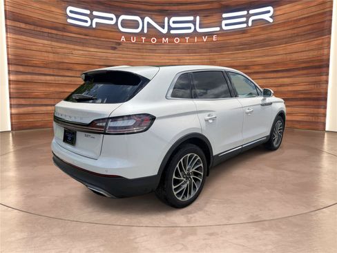 Used 2019 Lincoln Nautilus Reserve AWD/4WD image 7