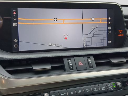 Used 2021 Lexus ES 250 250 w/ Premium Package image 33