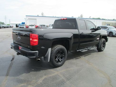 Used 2017 Chevrolet Silverado 1500 LT w/ Midnight Edition AWD/4WD image 4