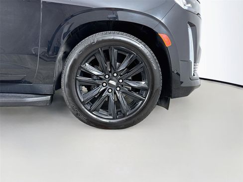 Used 2021 Cadillac Escalade ESV Sport w/ Driver Assist Tech Package AWD/4WD image 12
