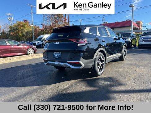 Certified 2023 Kia Sportage EX image 9