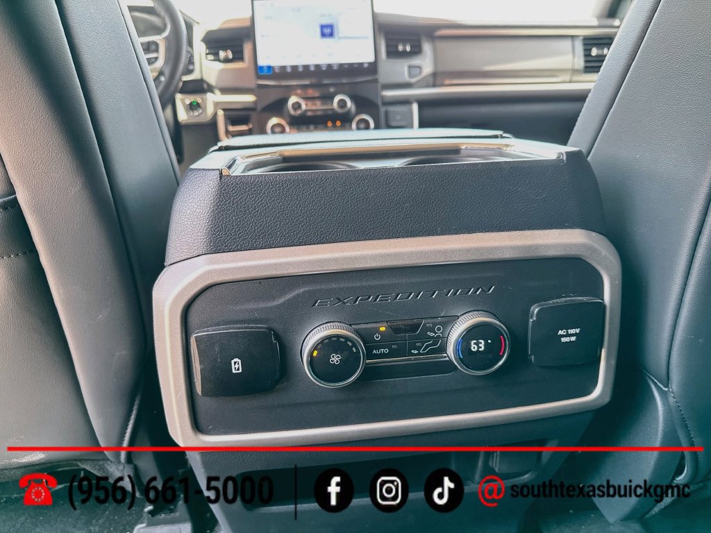 Used 2024 Ford Expedition XLT RWD image 25