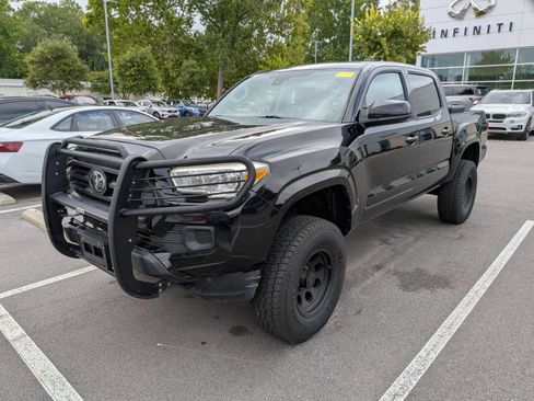 Used 2021 Toyota Tacoma SR AWD/4WD image 7