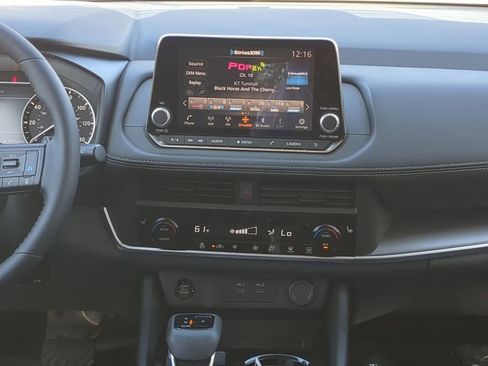 New 2026 Nissan Rogue SV FWD image 18