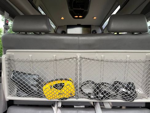 Used 2018 GMC Savana 3500 Extended RWD image 38