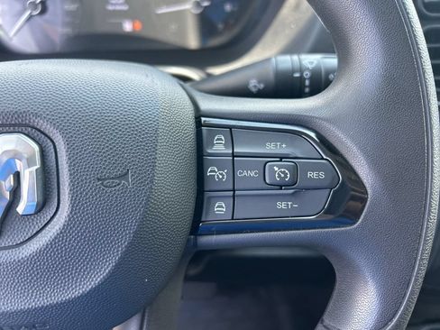 Used 2025 RAM ProMaster 2500 w/ Convenience Group FWD image 38