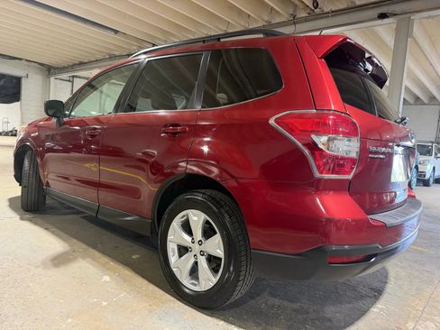 Used 2014 Subaru Forester 2.5i Limited w/ Popular Package #1 AWD/4WD image 2