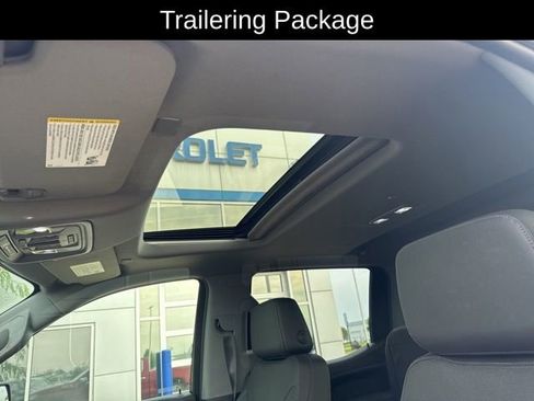 Used 2022 Chevrolet Silverado 1500 LTZ w/ Technology Package AWD/4WD image 13