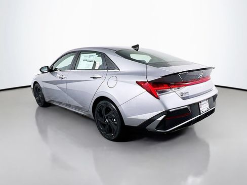 Used 2026 Hyundai Elantra SEL Sport Premium FWD image 6