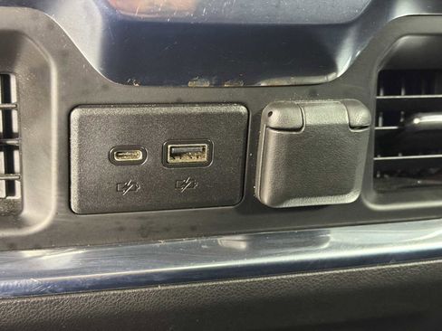 Used 2022 GMC Sierra 1500 SLT w/ SLT Premium Package image 20