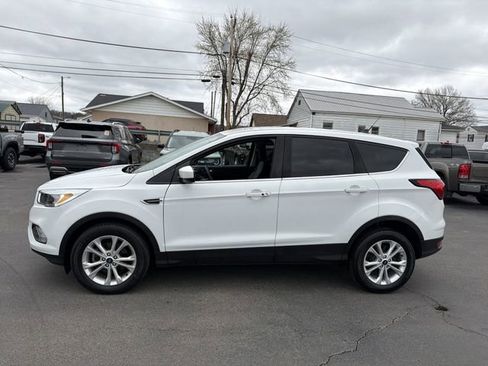 Used 2019 Ford Escape SE image 7