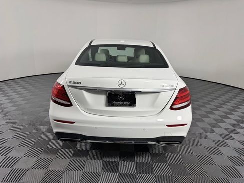Used 2018 Mercedes-Benz E 300 4MATIC image 5
