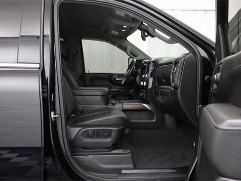 Used 2020 GMC Sierra 2500 SLT image 17