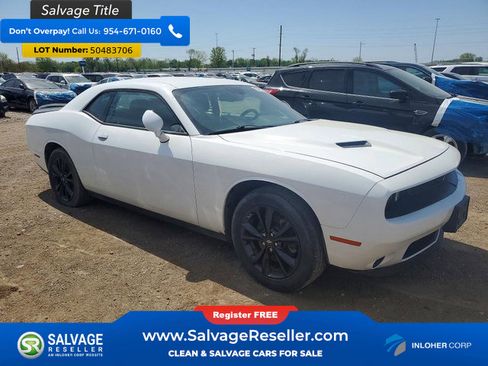 Used 2020 Dodge Challenger SXT w/ Driver Convenience Group AWD/4WD image 5