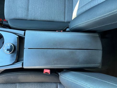 Certified 2023 Nissan Rogue SV image 30