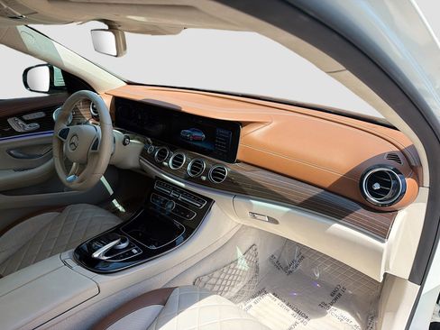 Used 2018 Mercedes-Benz E 300 E 300 image 14