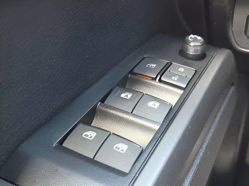 Used 2023 Toyota Tacoma TRD Sport w/ Technology Package AWD/4WD image 16