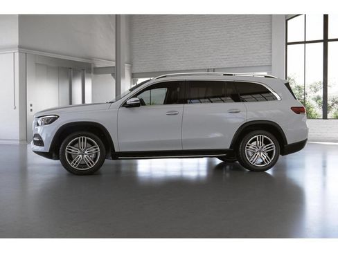 Used 2023 Mercedes-Benz GLS 450 4MATIC image 36
