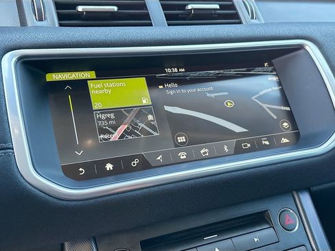 Used 2019 Land Rover Range Rover Evoque SE Premium image 13