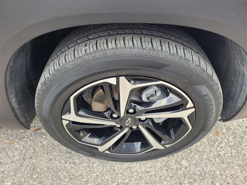 Certified 2021 Chevrolet TrailBlazer RS w/ Sun and Liftgate Package image 18