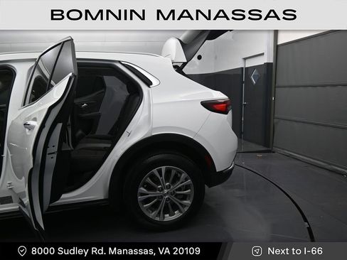 Used 2022 Buick Envision Preferred FWD image 12