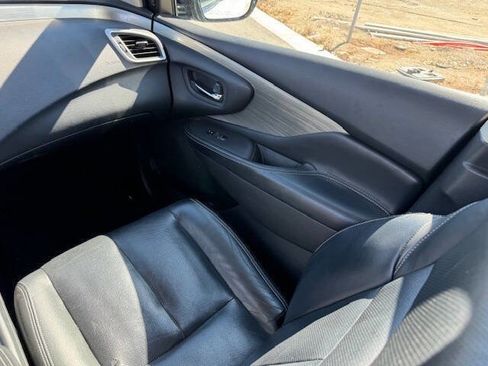 Used 2015 Nissan Murano Platinum w/ Platinum Technology Package image 25