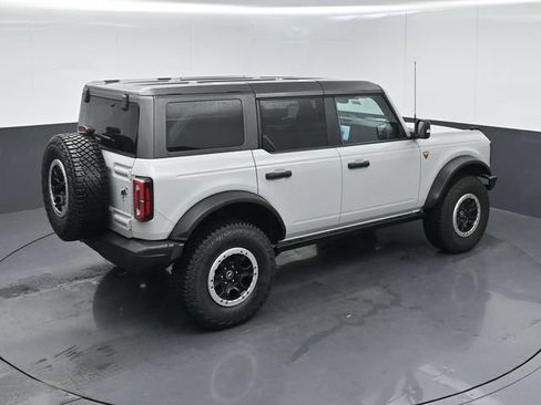 Certified 2024 Ford Bronco Badlands AWD/4WD image 45