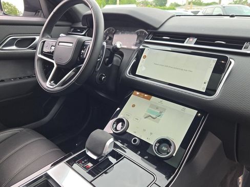 Used 2022 Land Rover Range Rover Velar R-Dynamic S AWD/4WD image 7