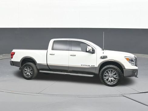 Used 2019 Nissan Titan Platinum Reserve w/ Platinum Utility Package AWD/4WD image 18