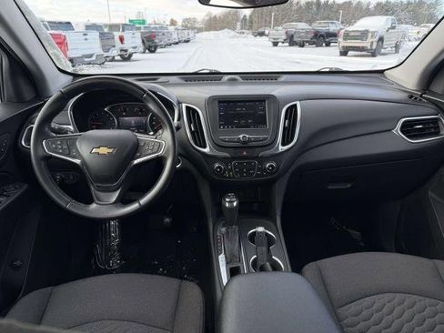 Used 2021 Chevrolet Equinox LT image 15