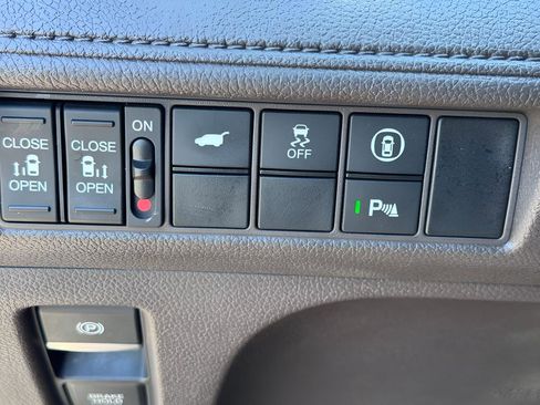 Used 2023 Honda Odyssey Touring image 24