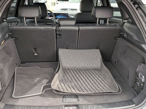 Certified 2025 Mercedes-Benz GLA 250 4MATIC image 28