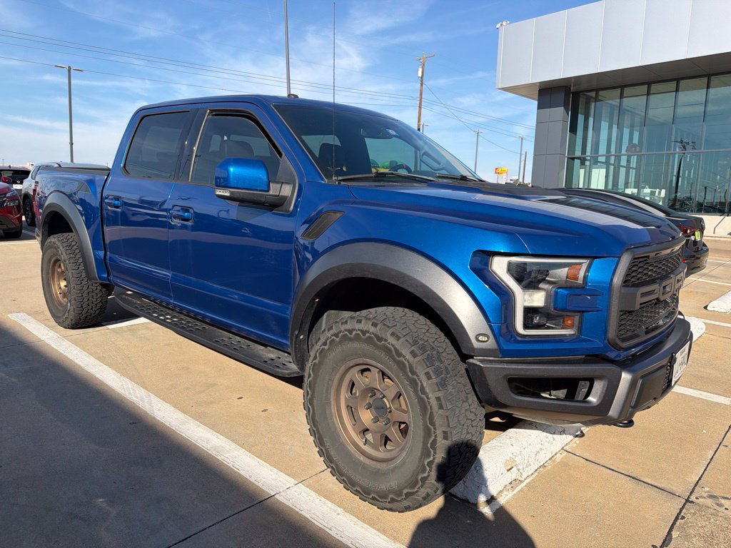 Used 2017 Ford F150 Raptor w/ Equipment Group 802A Luxury AWD/4WD image 2