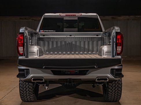 Used 2026 GMC Sierra 1500 Elevation w/ Preferred Package AWD/4WD image 9