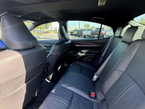 New 2026 Toyota Camry Hybrid image 11