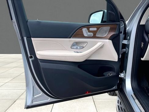 Used 2022 Mercedes-Benz GLE 350 image 23