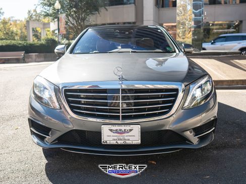 Used 2017 Mercedes-Benz S 550 4MATIC Sedan image 2