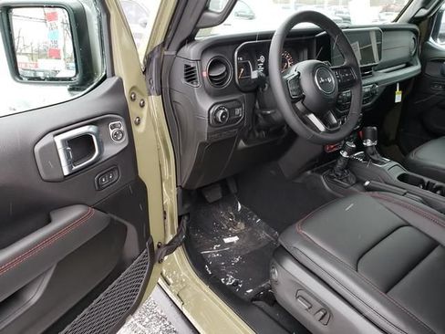 New 2026 Jeep Wrangler Unlimited Rubicon w/ Technology Group AWD/4WD image 6