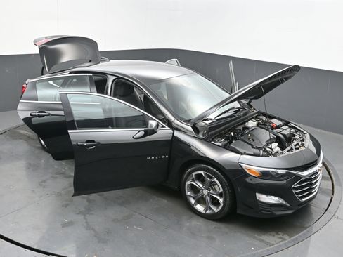 Used 2024 Chevrolet Malibu LT image 36
