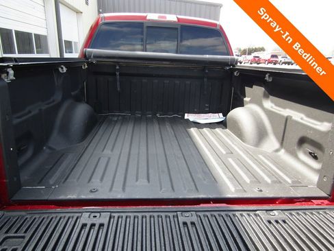 Used 2014 Ford F150 Lariat w/ Lariat Chrome Package image 15