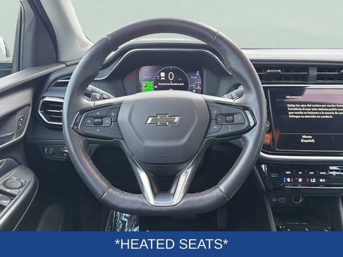 Used 2023 Chevrolet Bolt EUV Premier w/ Sun & Sound Package FWD image 8