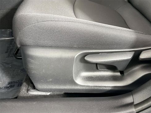 Used 2020 Toyota Corolla LE image 27