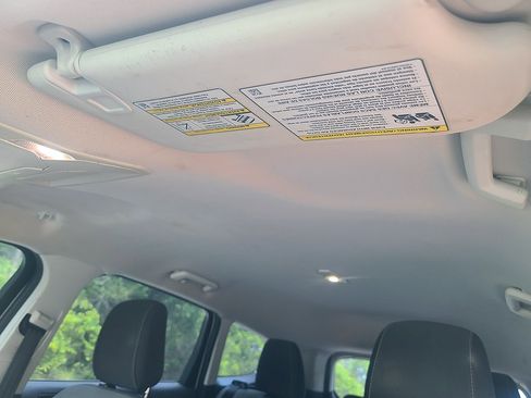 Used 2019 Ford Escape S FWD image 11